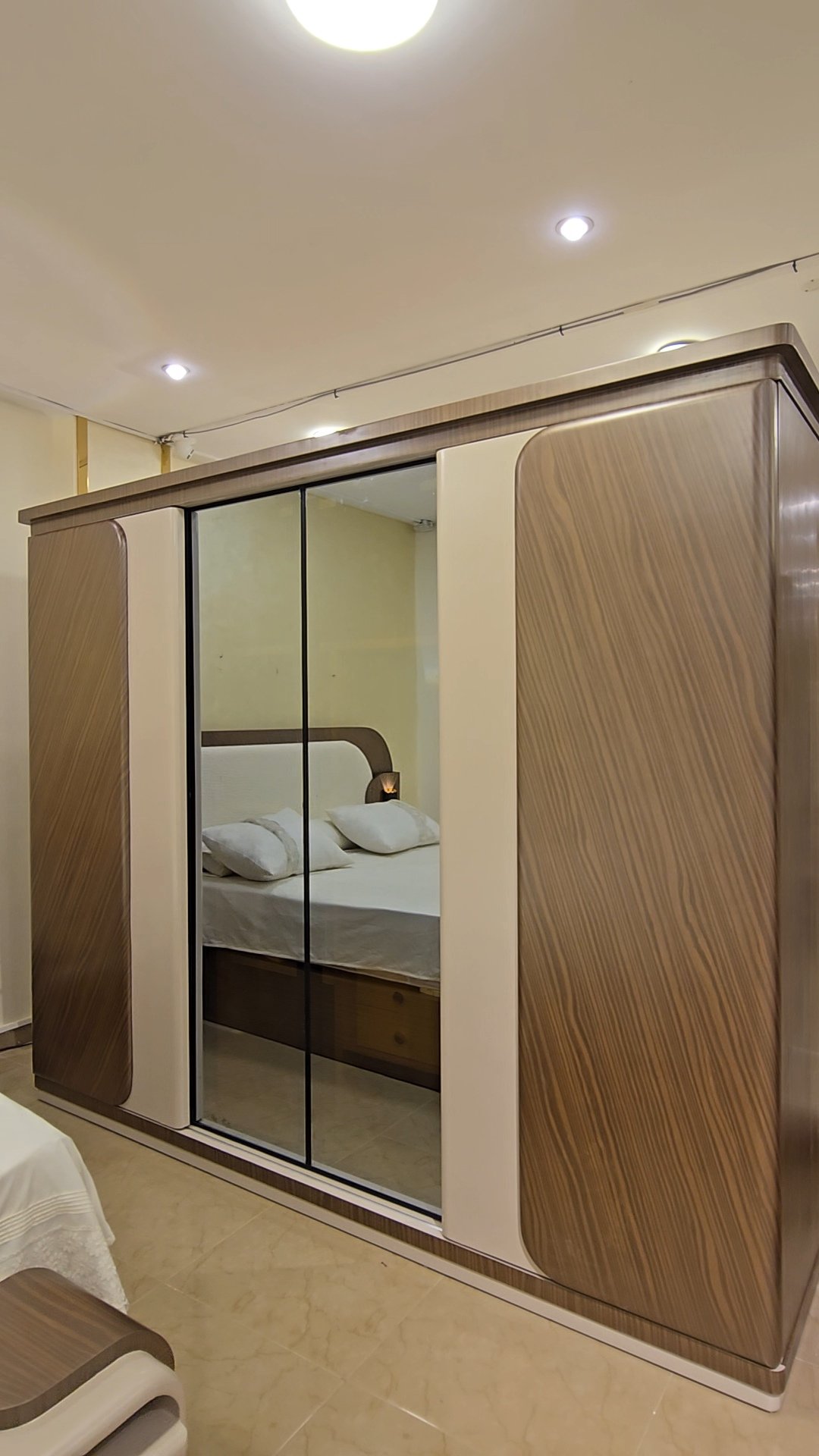 VideoCapture_٢٠٢٥٠٢١٨-٠١٣٦٠١